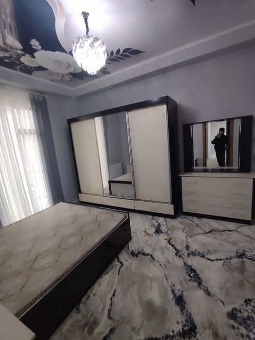 Yakkasaroy Shota Rustaveli koʻchasida kvartira