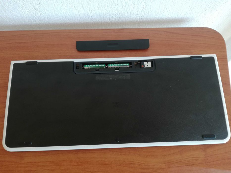 Logitech K780 Unify и Bluetooth клавиатура