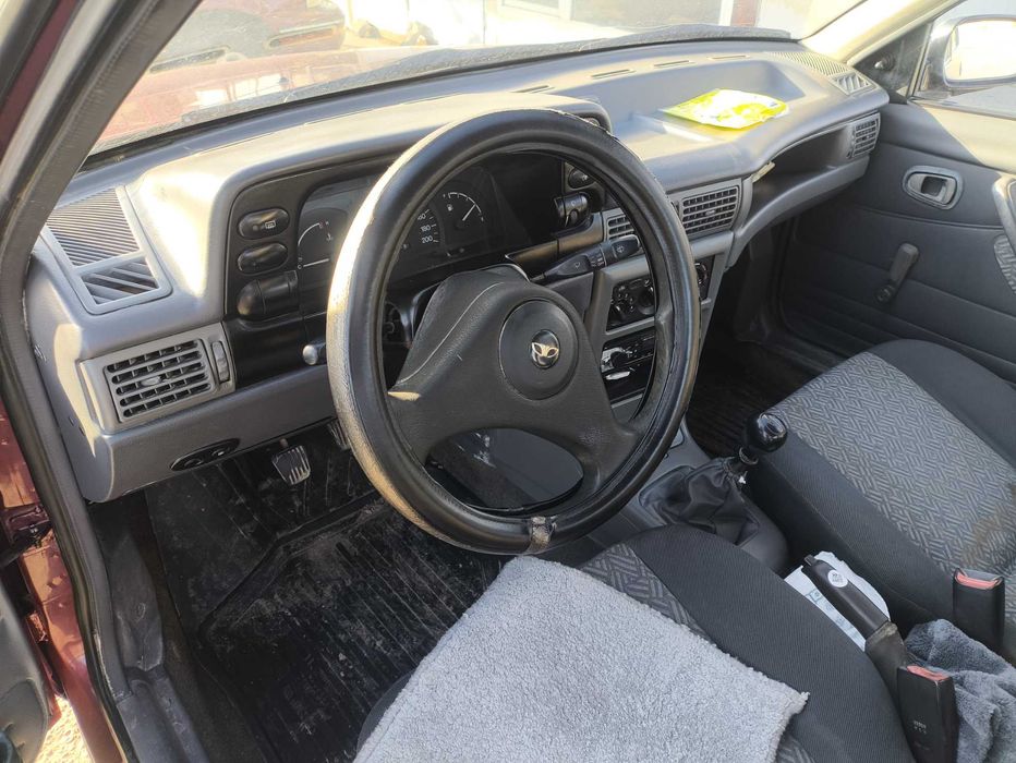 Продаётся нексия 1 сонс