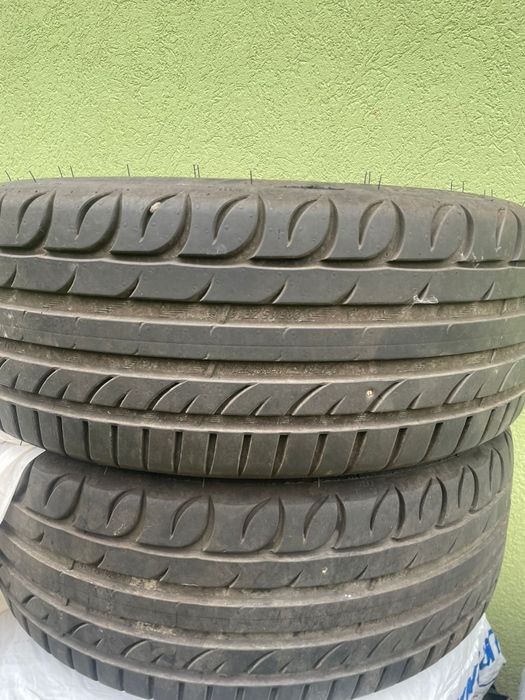 Vând 4 jenți 18inch cu cauciucuri aproape noi