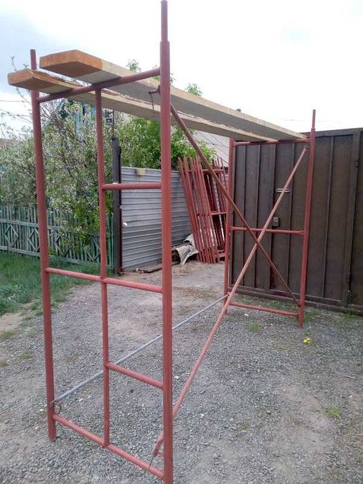 Продам ( сдам ) леса строительные . 100 теңге .