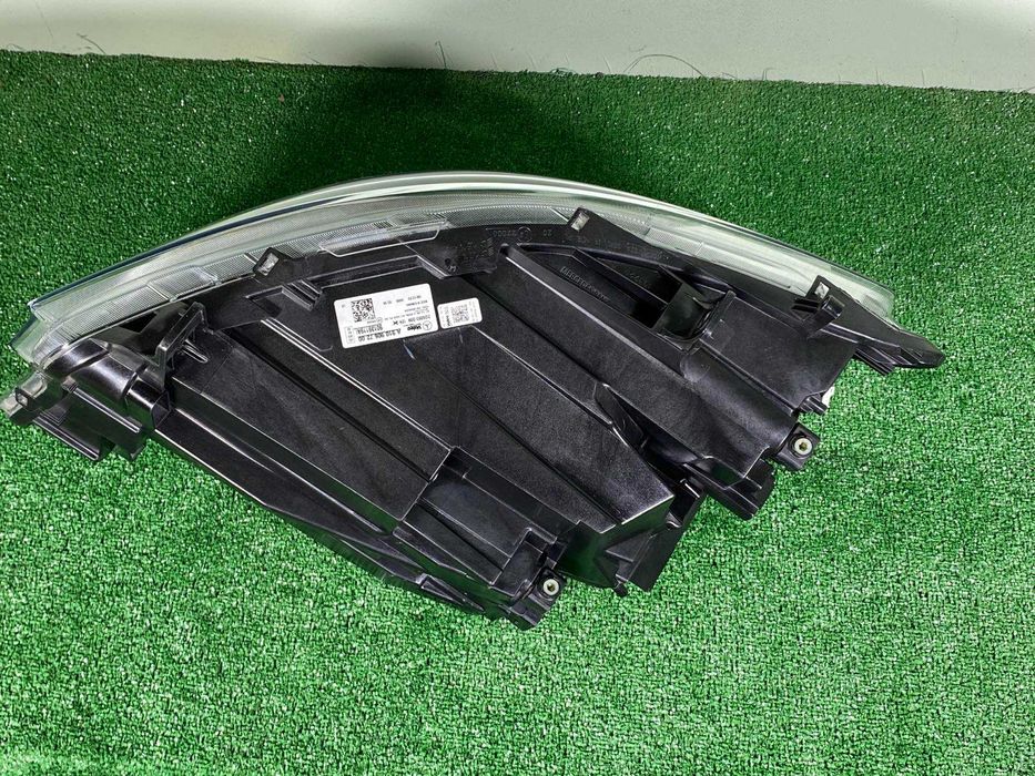 фар десен Mercedes Sprinter full Led 2018-2025 г. #1034V