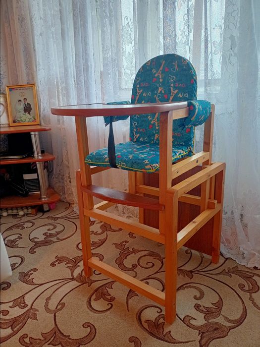 Обеденный стол раскладной