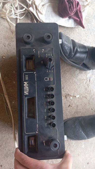 Radiopryomnik usilitel va radiolalar bor