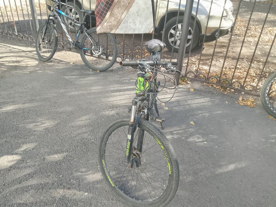 Продаю велесепед