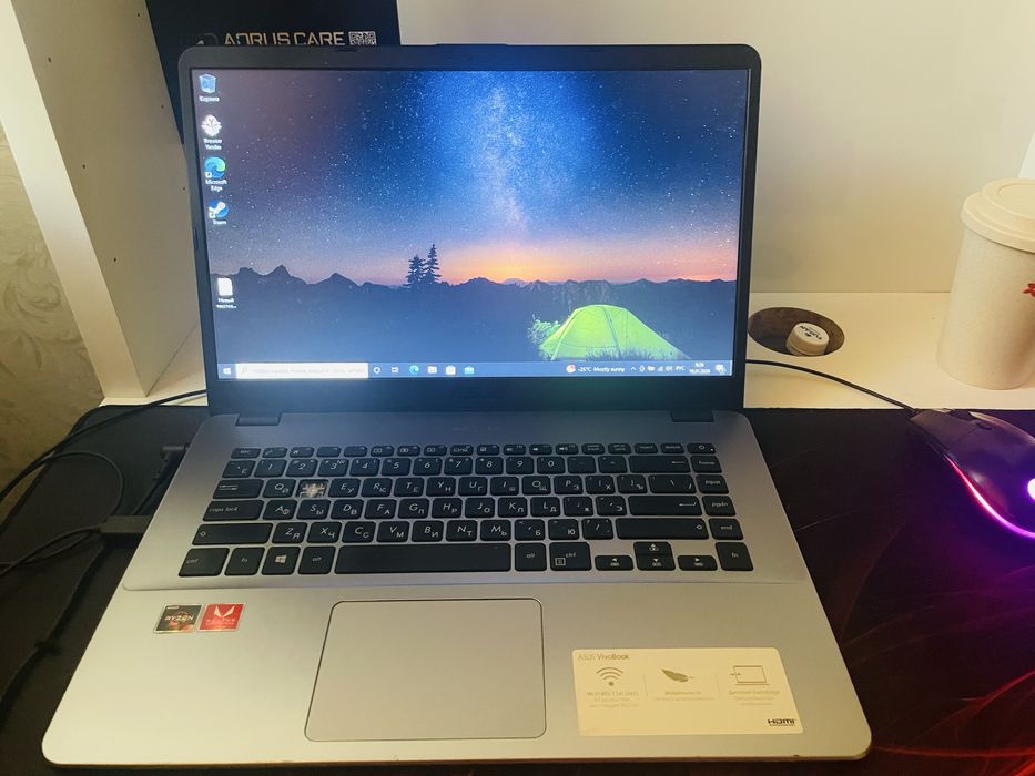 Обменяю Ноутбук Asus Vivobook Ryzen 3 2200/Vega3/4gb/1TB