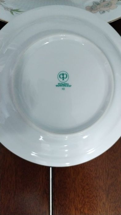 Посуда из фарфора