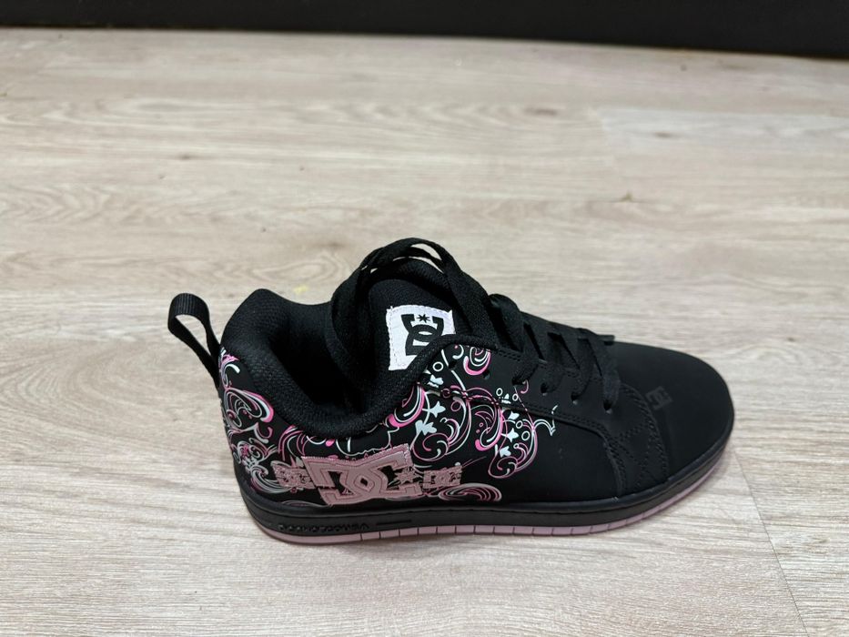 Кроссовки Dc shoecousa 38,39 размеры