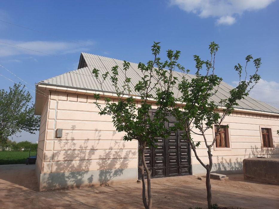 Участка сотилади