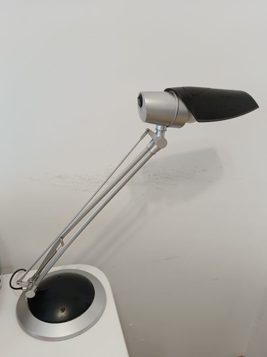 Лампа настольная