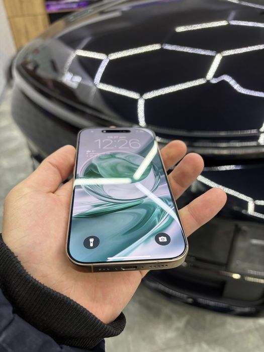 Apple iPhone 16 Pro Desert