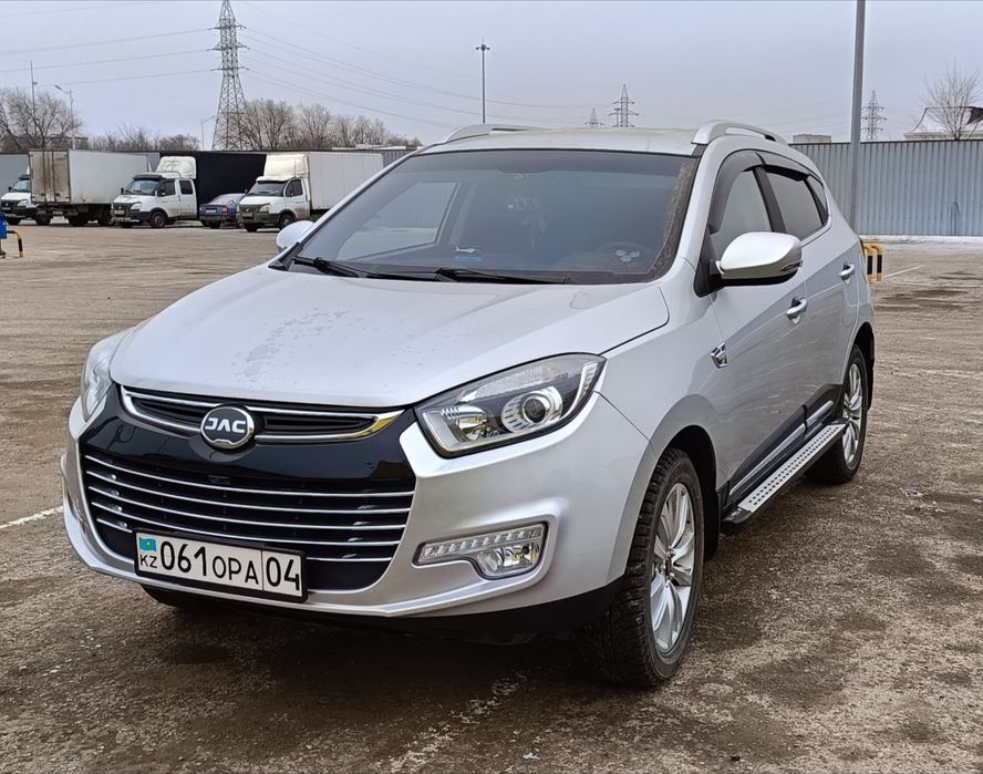 Продам автомобиль JAC S5