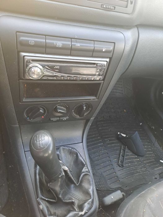 dezmembrez skoda octavia 1 facelift 2007 axr 1.9