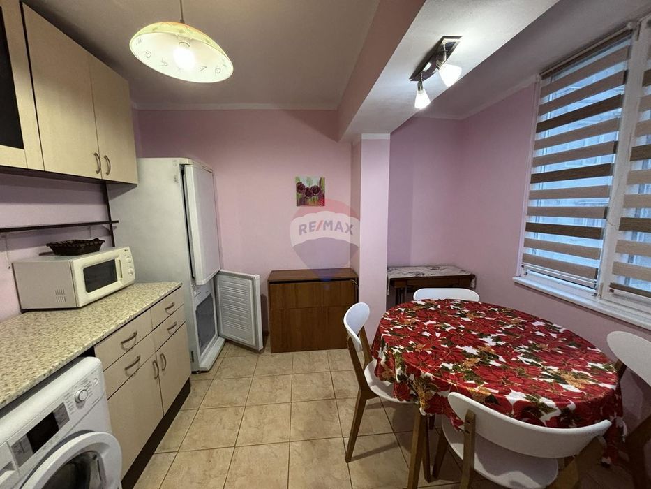 Дава се под наем Двустаен апартамент в Варна, Младост 1 - 42 кв.м за 357 € - Снимка #2