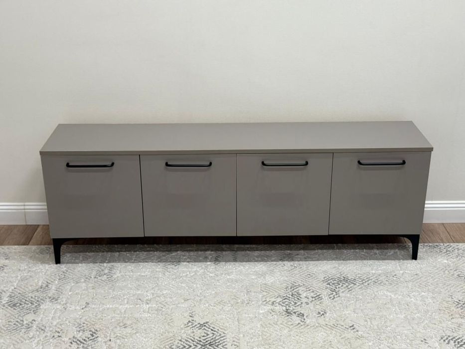 Продам ТВ тумба 140×30см