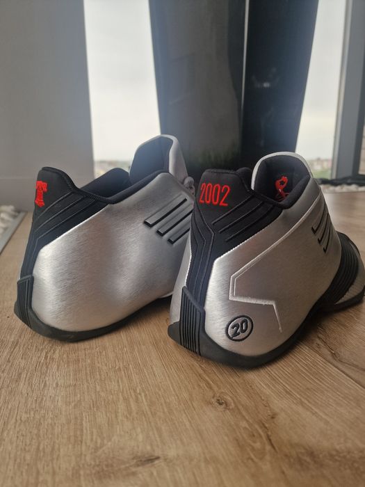 Кроссовки Original Adidas новые размер 44