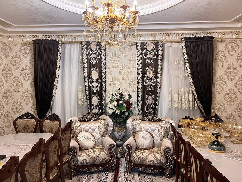 Евроремонт йенги ховли сотилади. Уй жихозлари Билан.