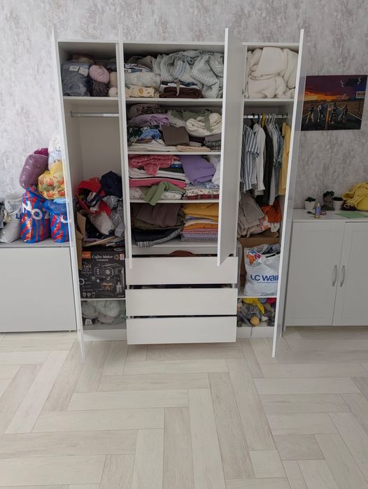 Шкаф для одежды белый