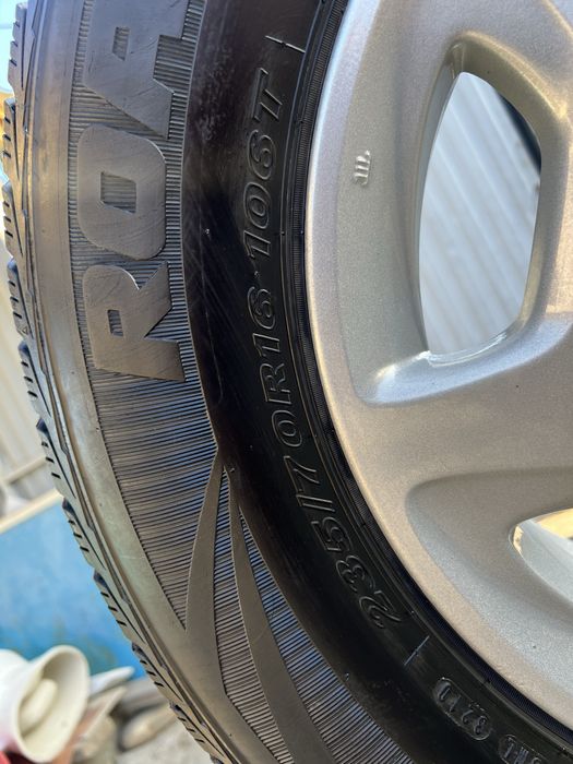 Продам диски с резиной 235.70.R16