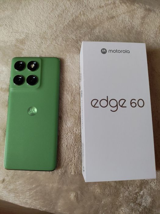 Motorola Edge 60 Shamrock зелен