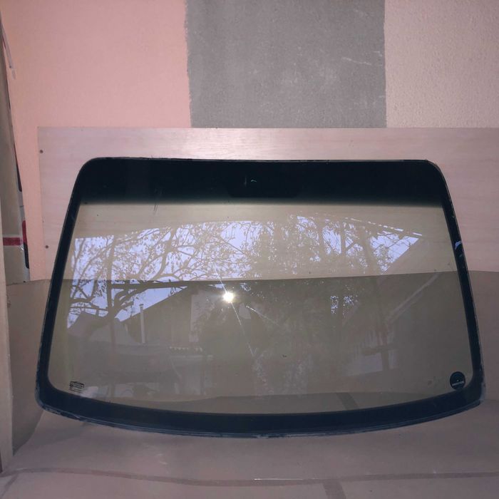 Продам лобовое на Lacetti Б/У
