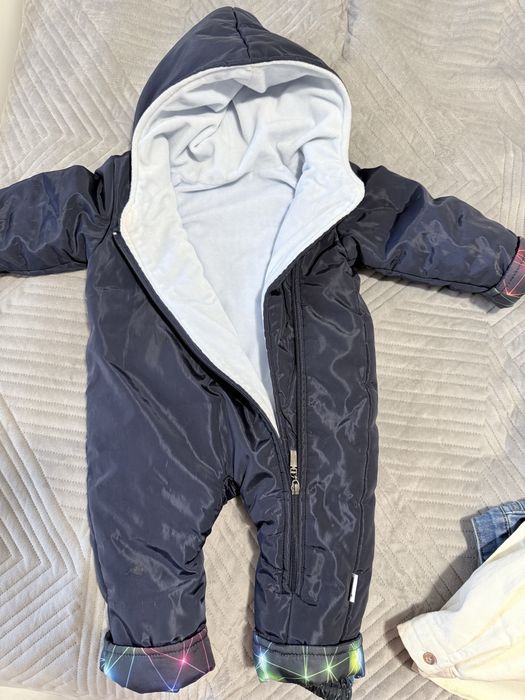 Комбинезон 74 размет можно на мальчика и девочку