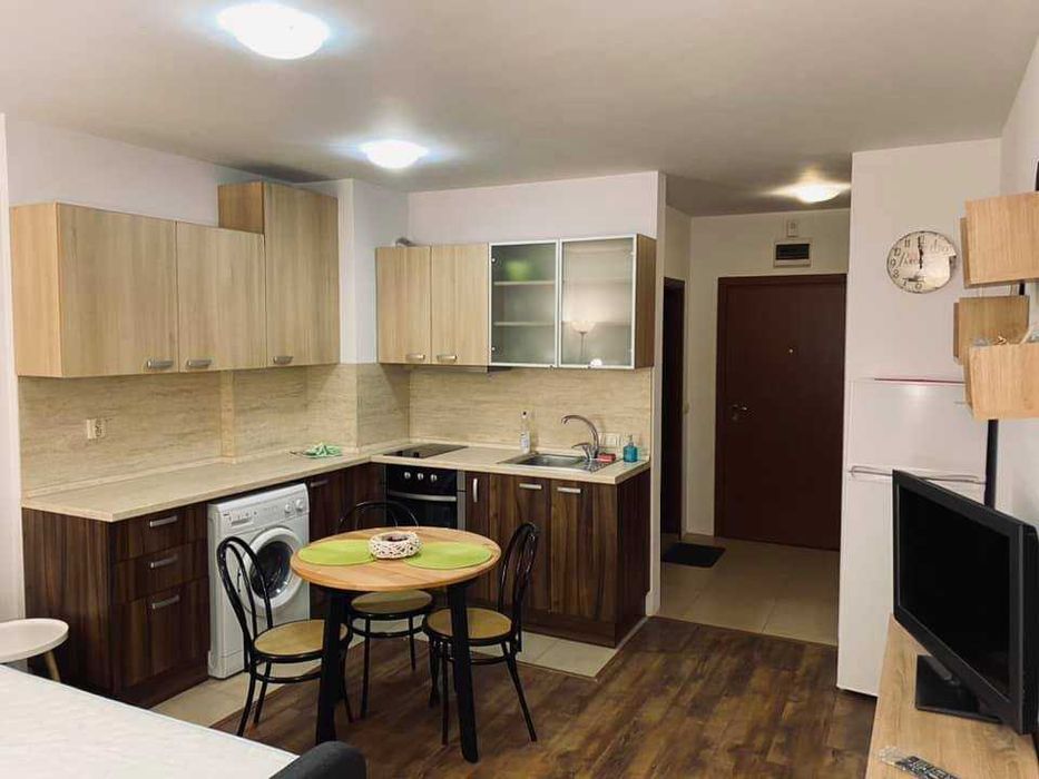 Дава се под наем Едностаен апартамент в София, Витоша - 38 кв.м за 298.86 € - Снимка #1