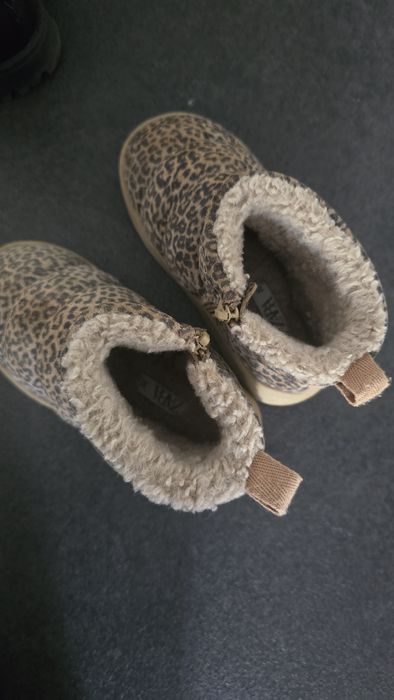 Боти Zara номер 25