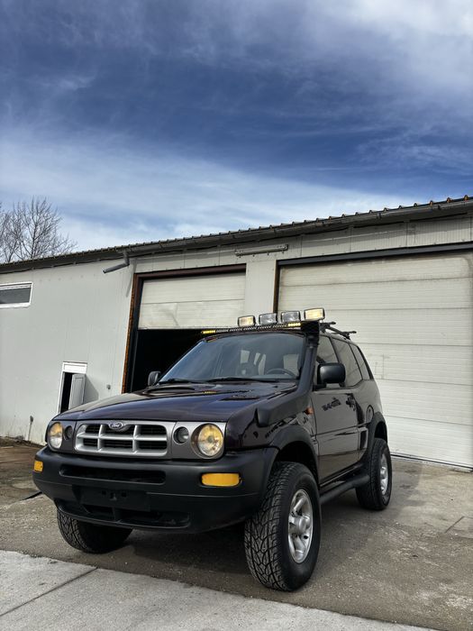 Ford maverick(nissan terrano 2)