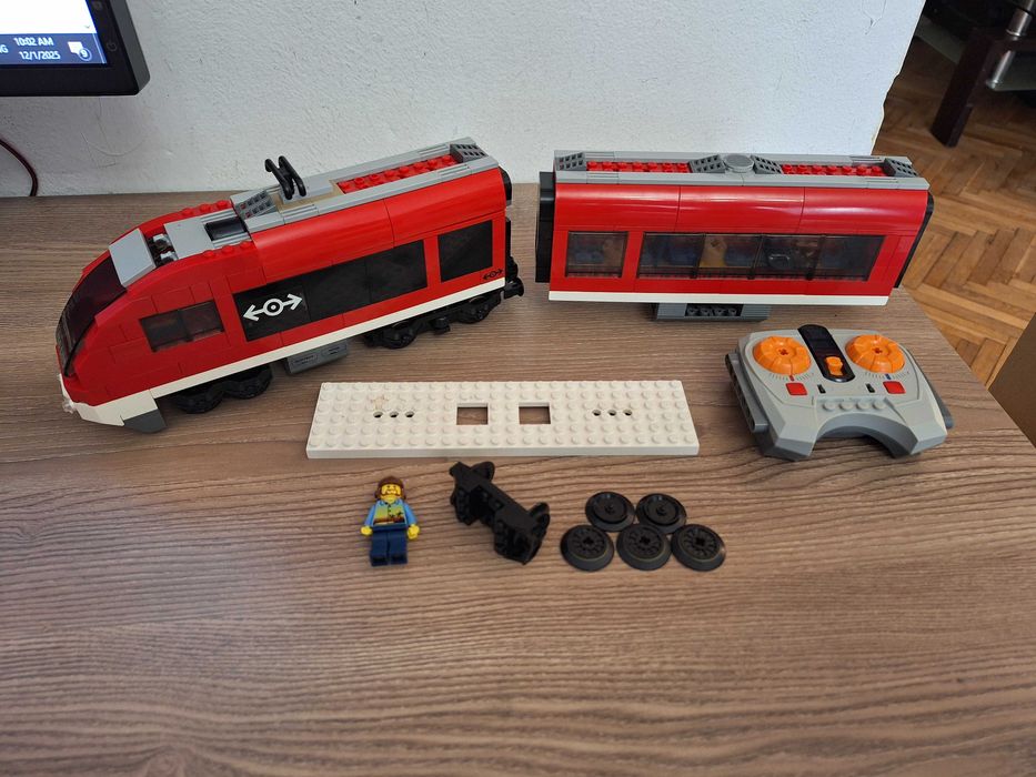 Lego влакове 60098 и 7938