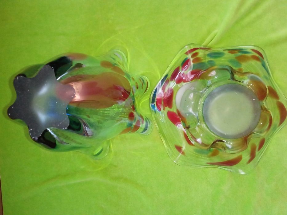 Вазы винтажные из гнутого стекла. Тяжёлые. Цена за 1 шт.