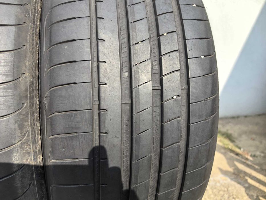 245/40/19 Гудиър ДОТ 2021 г