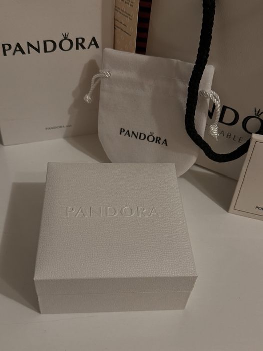 Продам браслет Pandora