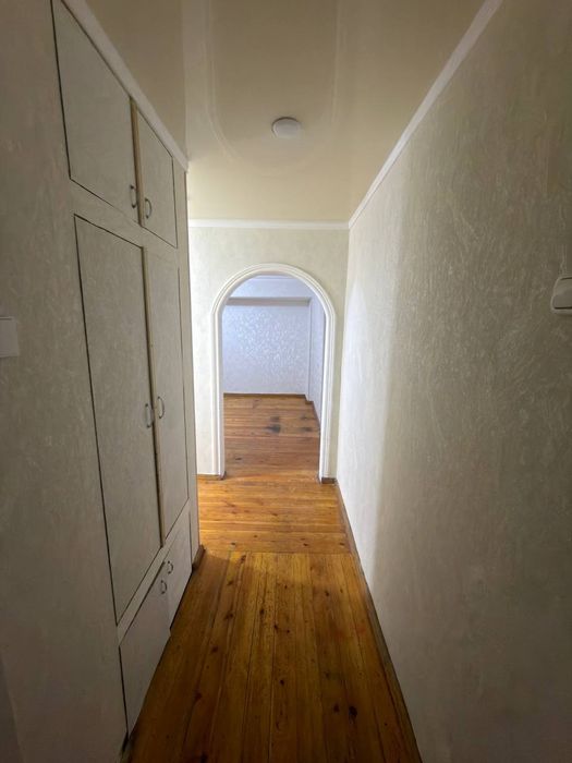 Срочно сотилади Яккасарой тумани Шота Руставили 2/4/4