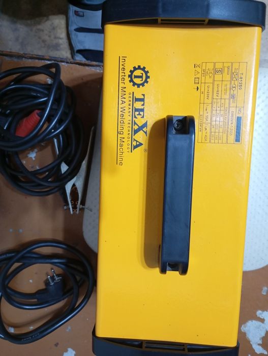 Продаётся сварочный аппарат 250 а оригинал новый