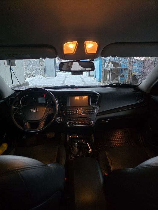 Продам KIA K7, 2014 года