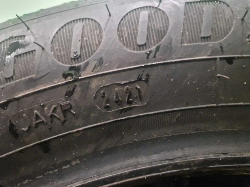 4 Goodyear R18 215/55/ 
нови летни гуми DOT2421