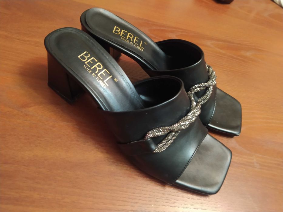 женские тапочки на каблуке