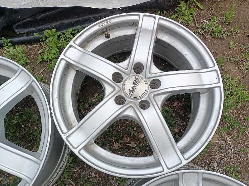 Продам оригинальные легкосплавные диски