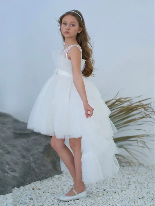 Белое платье для выпускных вечеров