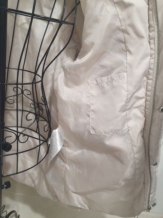 Зимно дамско яке 36/38 цвят нюд