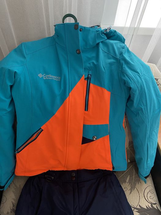 Горнолыжный костюм