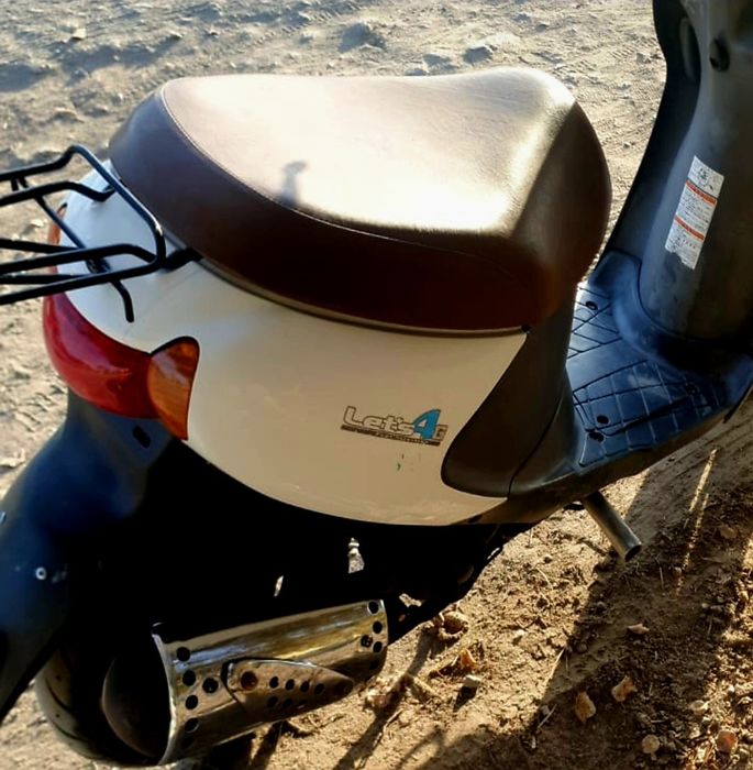 Скутер suzuki lets 4