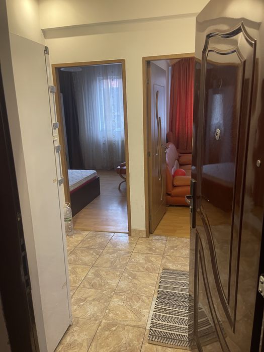 Apartament 2 camere de inchiriat zona 13 septembrie. Strada Adrian 4 a