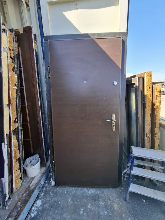 Двери металлические б/у и новые