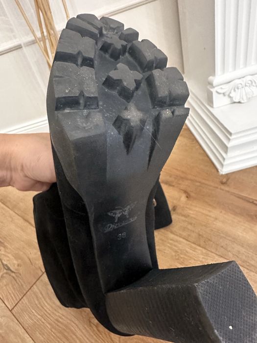 Сапоги замшевые