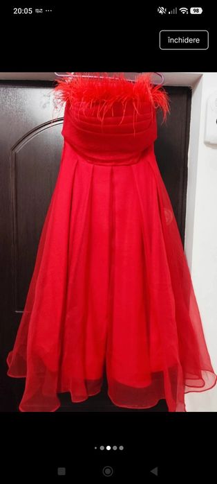 Rochie midi roșie superbă nașă