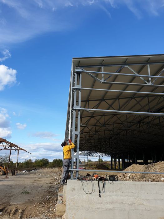 Hala   20x24x6 metalice si montaje