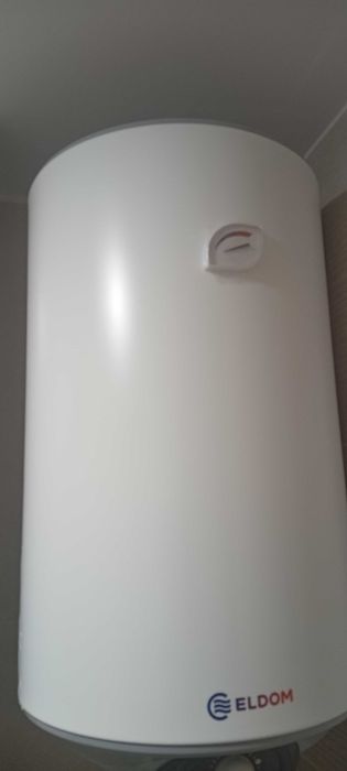 Бойлер, нов, 80л, монтиран, €130