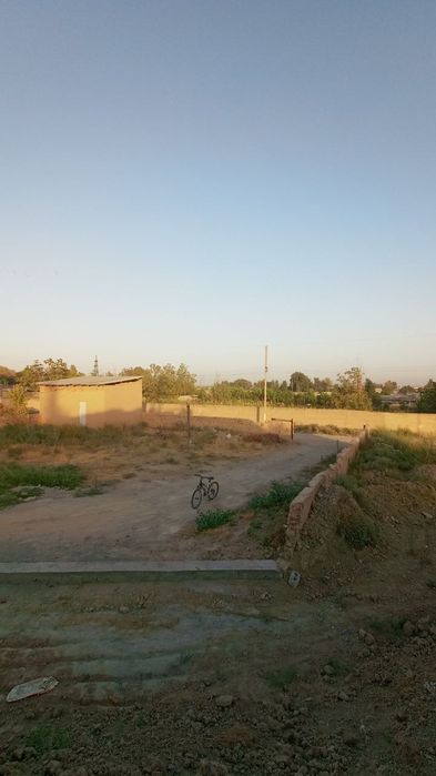 Uchastka sotiladi Участка сотилади